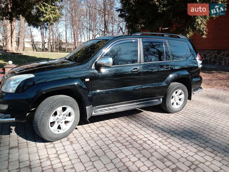 Внедорожник / Кроссовер Toyota Land Cruiser 2007 в Самборе