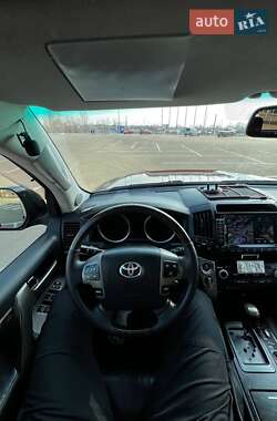 Позашляховик / Кросовер Toyota Land Cruiser 2011 в Києві