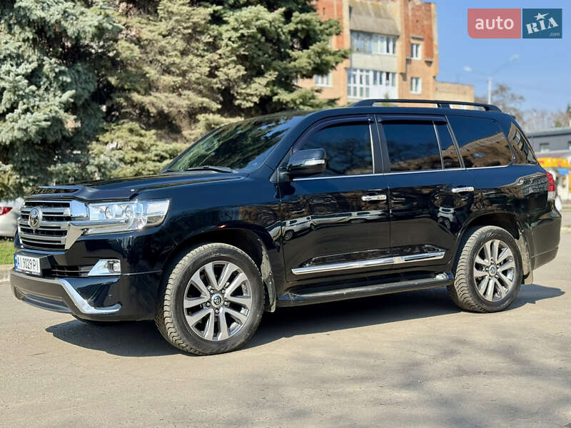 Внедорожник / Кроссовер Toyota Land Cruiser 2017 в Лубнах