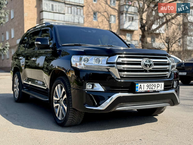 Внедорожник / Кроссовер Toyota Land Cruiser 2017 в Лубнах