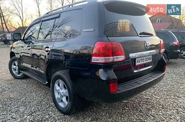 Внедорожник / Кроссовер Toyota Land Cruiser 2011 в 