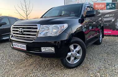 Внедорожник / Кроссовер Toyota Land Cruiser 2011 в 