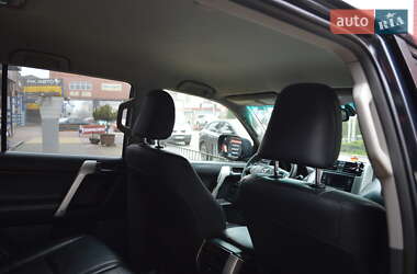 Внедорожник / Кроссовер Toyota Land Cruiser 2010 в 