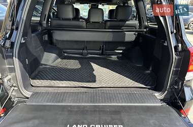 Внедорожник / Кроссовер Toyota Land Cruiser 2019 в 