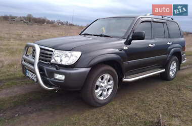Внедорожник / Кроссовер Toyota Land Cruiser 2006 в 