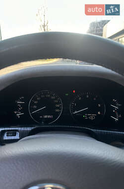 Позашляховик / Кросовер Toyota Land Cruiser 2005 в 