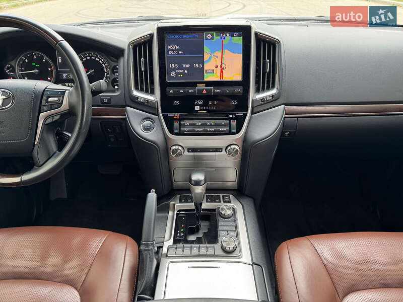 Внедорожник / Кроссовер Toyota Land Cruiser 2016 в Киеве
