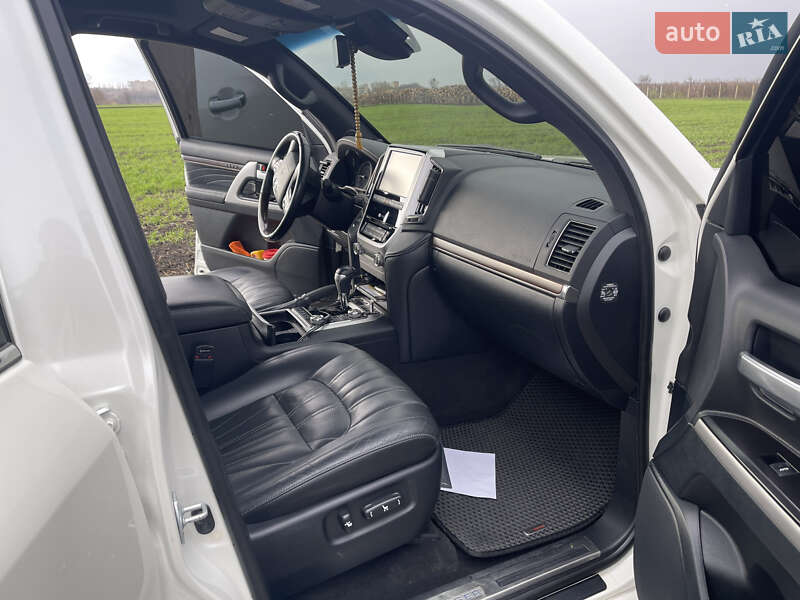 Внедорожник / Кроссовер Toyota Land Cruiser 2020 в Сумах