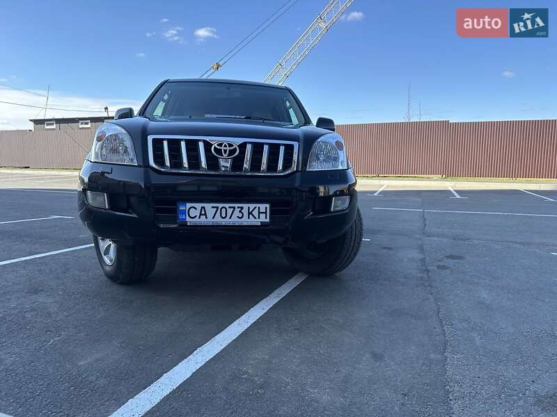 Внедорожник / Кроссовер Toyota Land Cruiser 2007 в Умани