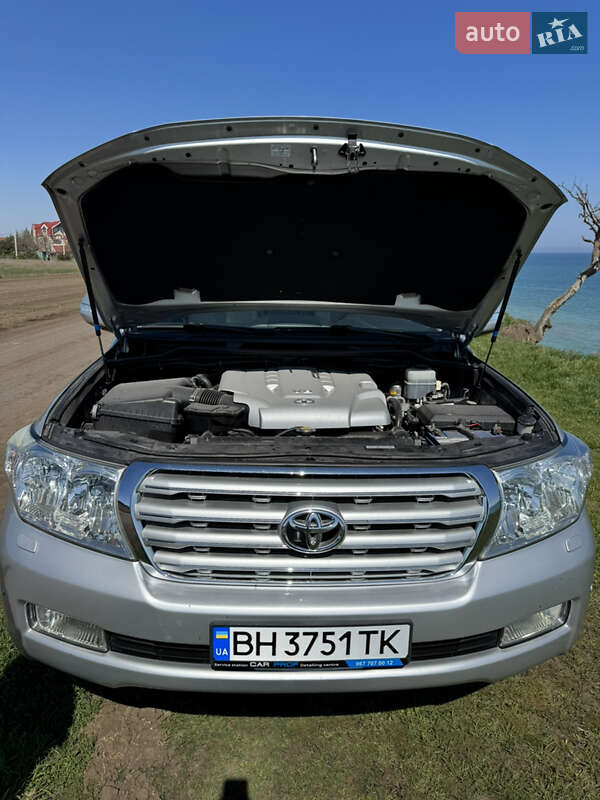 Внедорожник / Кроссовер Toyota Land Cruiser 2008 в Одессе