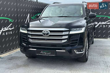 Позашляховик / Кросовер Toyota Land Cruiser 2021 в 