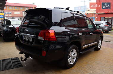 Внедорожник / Кроссовер Toyota Land Cruiser 2012 в 