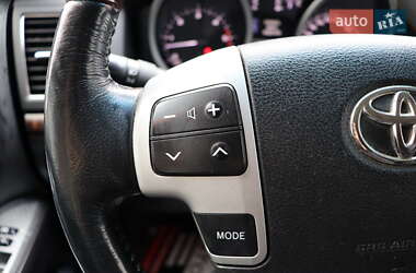 Внедорожник / Кроссовер Toyota Land Cruiser 2012 в 