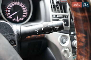 Внедорожник / Кроссовер Toyota Land Cruiser 2012 в 