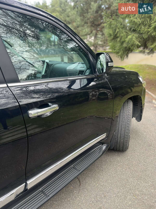 Внедорожник / Кроссовер Toyota Land Cruiser 2016 в Киеве