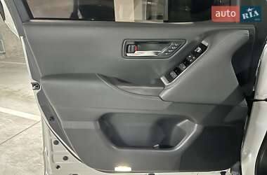 Внедорожник / Кроссовер Toyota Land Cruiser 2022 в 