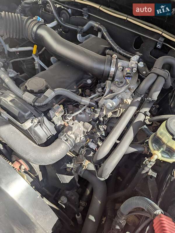 Внедорожник / Кроссовер Toyota Land Cruiser 2005 в Иршаве