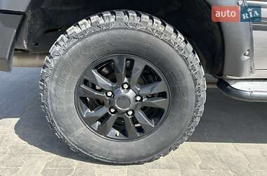 Внедорожник / Кроссовер Toyota Land Cruiser 2005 в 