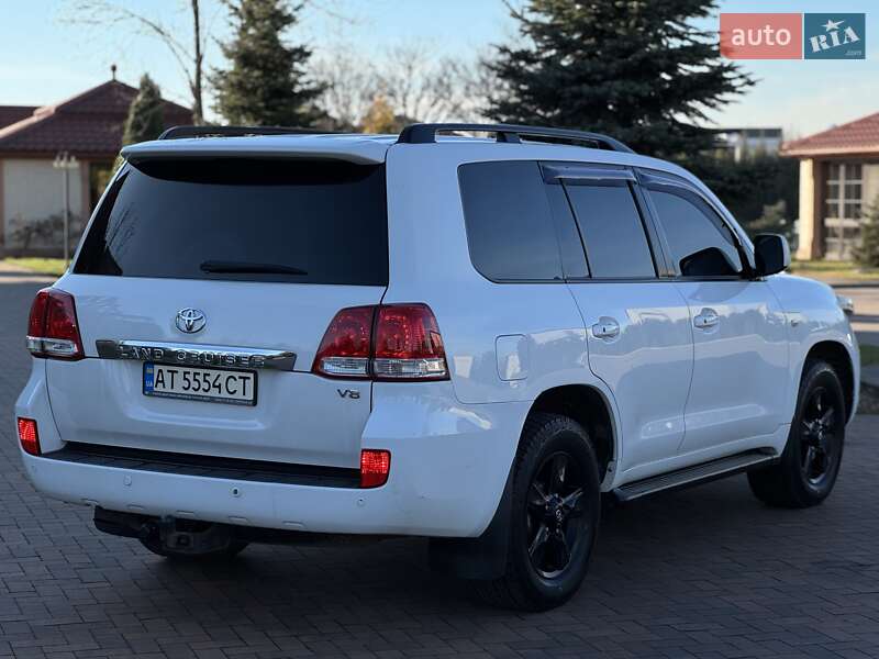 Внедорожник / Кроссовер Toyota Land Cruiser 2009 в Ивано-Франковске