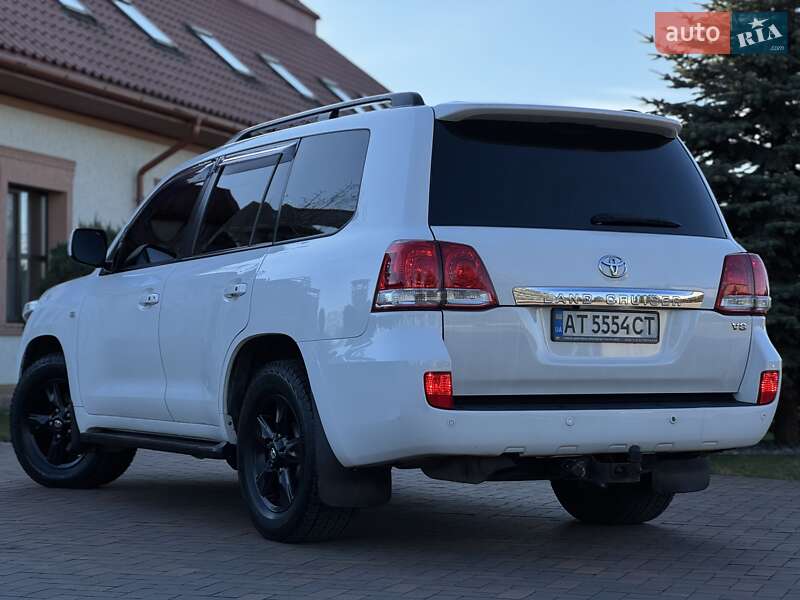 Внедорожник / Кроссовер Toyota Land Cruiser 2009 в Ивано-Франковске
