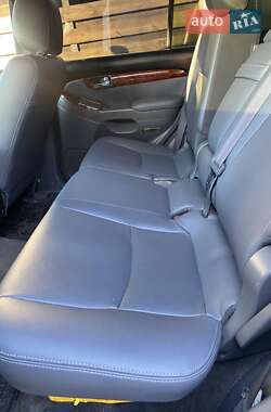 Внедорожник / Кроссовер Toyota Land Cruiser 2005 в 