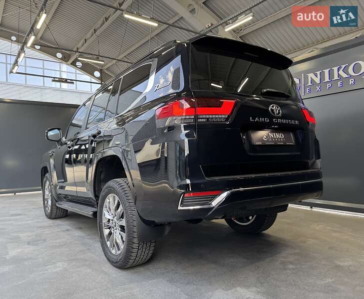 Внедорожник / Кроссовер Toyota Land Cruiser 2022 в Киеве