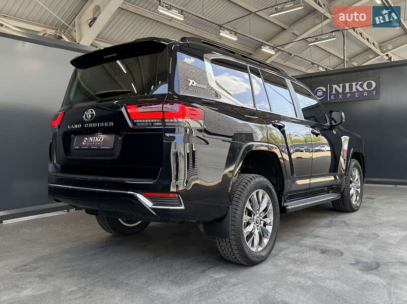 Внедорожник / Кроссовер Toyota Land Cruiser 2022 в Киеве