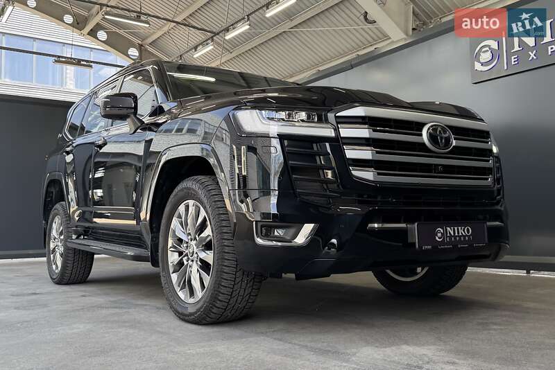 Внедорожник / Кроссовер Toyota Land Cruiser 2022 в Киеве