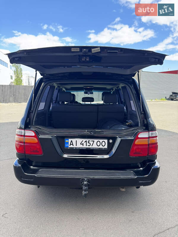 Внедорожник / Кроссовер Toyota Land Cruiser 2002 в Киеве