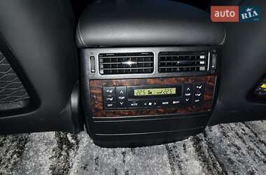 Внедорожник / Кроссовер Toyota Land Cruiser 2012 в 