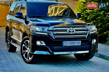 Позашляховик / Кросовер Toyota Land Cruiser 2020 в 