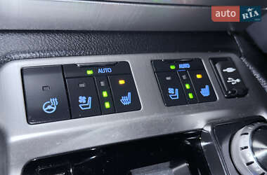 Позашляховик / Кросовер Toyota Land Cruiser 2020 в 