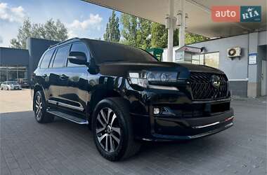 Внедорожник / Кроссовер Toyota Land Cruiser 2019 в Днепре