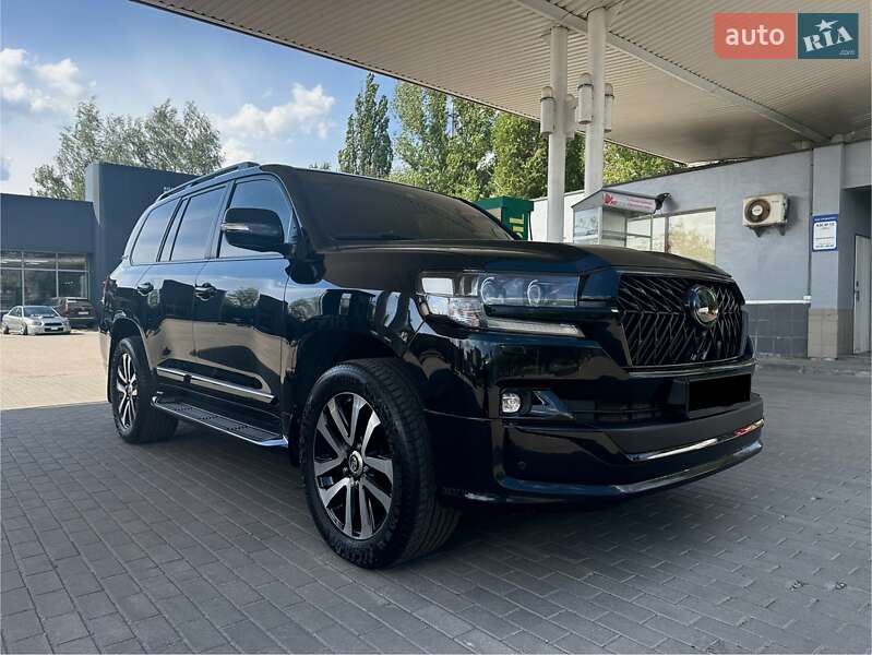 Toyota Land Cruiser 2019