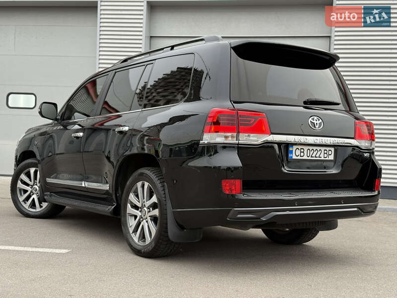 Внедорожник / Кроссовер Toyota Land Cruiser 2017 в Киеве