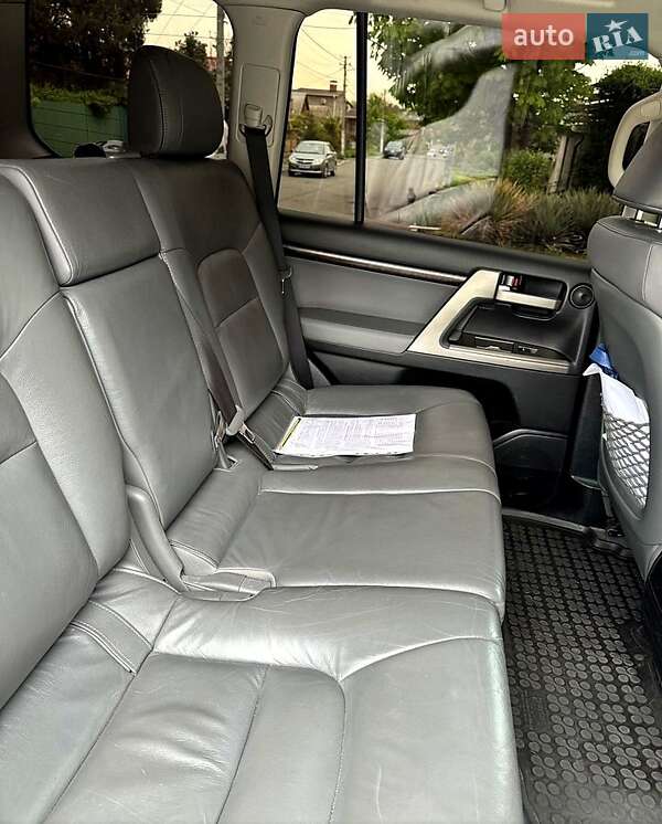 Позашляховик / Кросовер Toyota Land Cruiser 2010 в Чорноморську