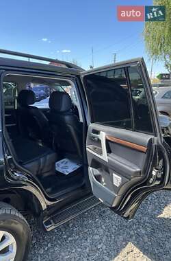 Внедорожник / Кроссовер Toyota Land Cruiser 2015 в 