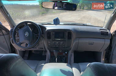 Позашляховик / Кросовер Toyota Land Cruiser 2002 в 