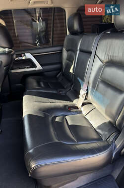 Внедорожник / Кроссовер Toyota Land Cruiser 2013 в 