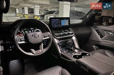 Позашляховик / Кросовер Toyota Land Cruiser 2022 в 