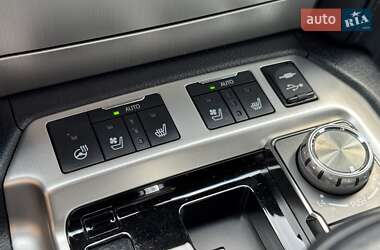 Внедорожник / Кроссовер Toyota Land Cruiser 2018 в 