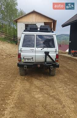 Внедорожник / Кроссовер Toyota Land Cruiser 1987 в 