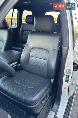 Внедорожник / Кроссовер Toyota Land Cruiser 2017 в 