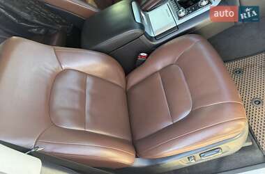 Внедорожник / Кроссовер Toyota Land Cruiser 2016 в 