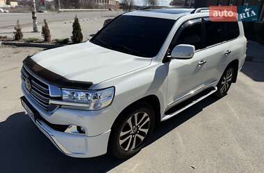 Внедорожник / Кроссовер Toyota Land Cruiser 2016 в 