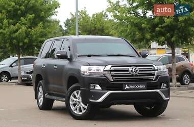 Позашляховик / Кросовер Toyota Land Cruiser 2011 в Києві