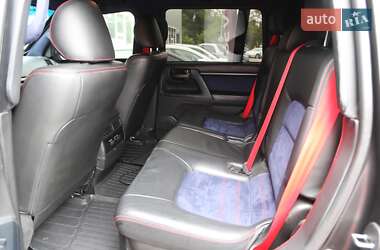 Позашляховик / Кросовер Toyota Land Cruiser 2011 в 