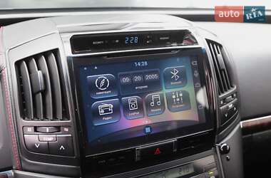 Позашляховик / Кросовер Toyota Land Cruiser 2011 в 