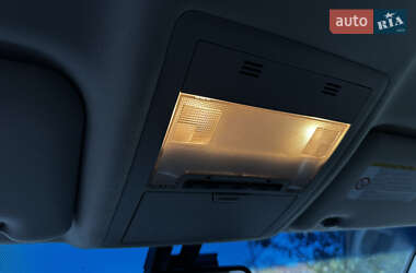 Позашляховик / Кросовер Toyota Land Cruiser 2012 в 