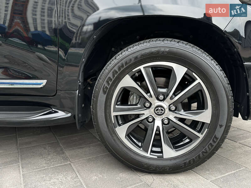 Позашляховик / Кросовер Toyota Land Cruiser 2020 в Києві
